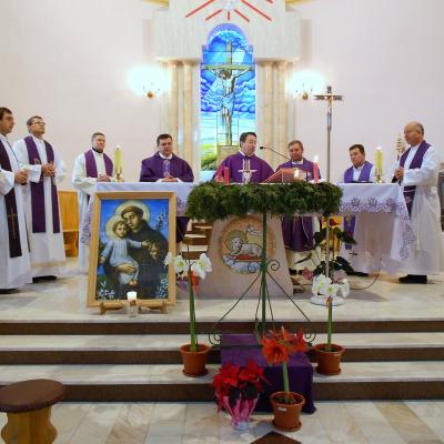 8 decembrie: Roman: Depunerea adeziunii la Acţiunea Catolică în Parohia "Sfânta Tereza a Pruncului Isus" şi misiuni populare