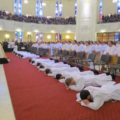 9 decembrie: Iaşi: Sfinţiri de diaconi