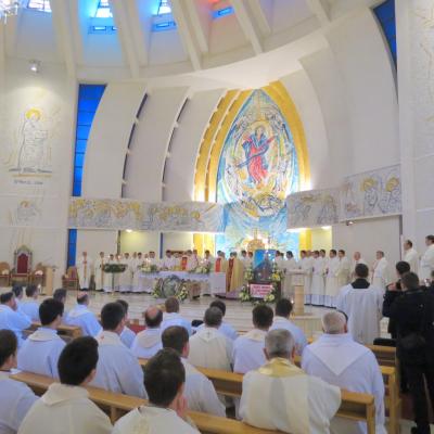 9 decembrie: Iaşi: Sfinţiri de diaconi