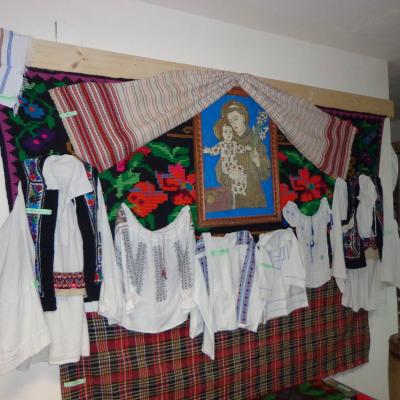 10 decembrie: Roman: Un mic muzeu în cinstea episcopului Anton Durcovici