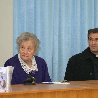 13 decembrie: Iaşi: Lansarea cărţii "Papa Francisc - o întreită premieră"
