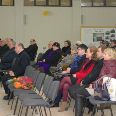 13 decembrie: Iaşi: Lansarea cărţii "Papa Francisc - o întreită premieră"