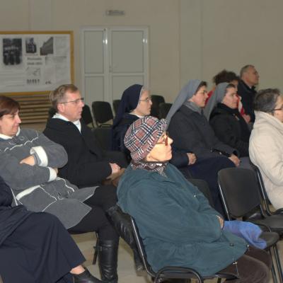 13 decembrie: Iaşi: Lansarea cărţii "Papa Francisc - o întreită premieră"