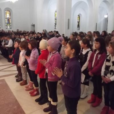 15 decembrie: Hălăuceşti: Noi membri în "Armata Maicii Domnului"