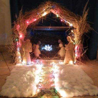 15-20 decembrie: Oneşti: Întâmpinarea Crăciunului la Liceul Teologic "Fericitul Ieremia"
