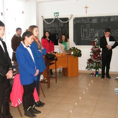 15-20 decembrie: Oneşti: Întâmpinarea Crăciunului la Liceul Teologic "Fericitul Ieremia"