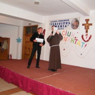 15-20 decembrie: Oneşti: Întâmpinarea Crăciunului la Liceul Teologic "Fericitul Ieremia"