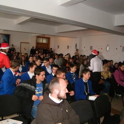 15-20 decembrie: Oneşti: Întâmpinarea Crăciunului la Liceul Teologic "Fericitul Ieremia"