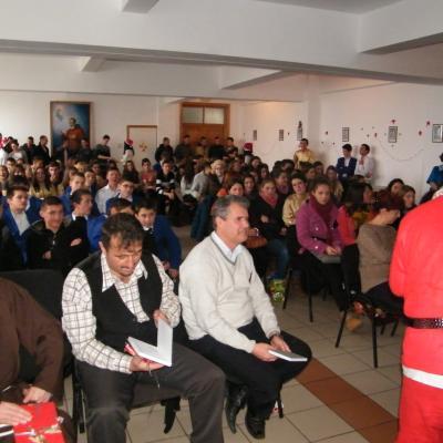 15-20 decembrie: Oneşti: Întâmpinarea Crăciunului la Liceul Teologic "Fericitul Ieremia"