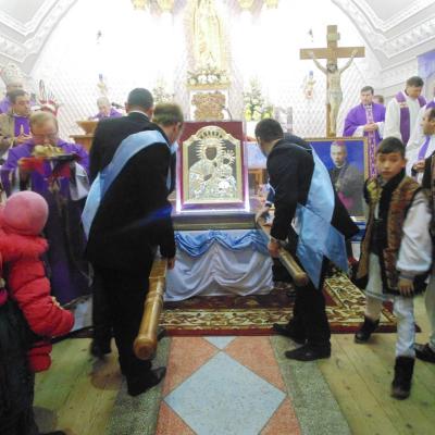15-18 decembrie: Baraţi: Vizita icoanei Maicii Domnului de la Cacica şi misiuni populare