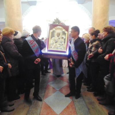 15-18 decembrie: Baraţi: Vizita icoanei Maicii Domnului de la Cacica şi misiuni populare