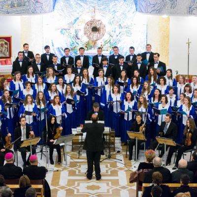 15 decembrie: Iaşi: Concertul "Juvenes Ecclesiae". Foto: Marius Jean Laurescu
