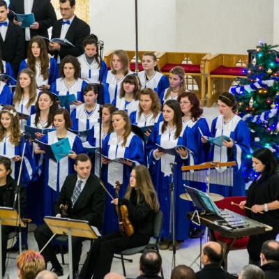 15 decembrie: Iaşi: Concertul "Juvenes Ecclesiae". Foto: Marius Jean Laurescu