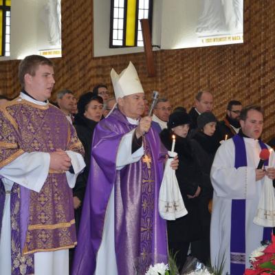 19 decembrie: Gherăeşti: Funeraliile părintelui Ionel Râtan