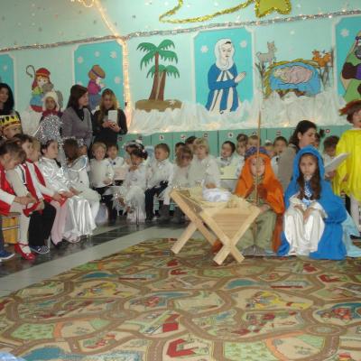 20 decembrie: Săbăoani: Crăciunul copiilor de la Grădiniţa "Sfânta Ana"
