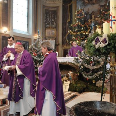 21 decembrie: Iaşi. Distribuirea Luminii păcii de la Betleem