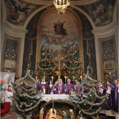 21 decembrie: Iaşi. Distribuirea Luminii păcii de la Betleem