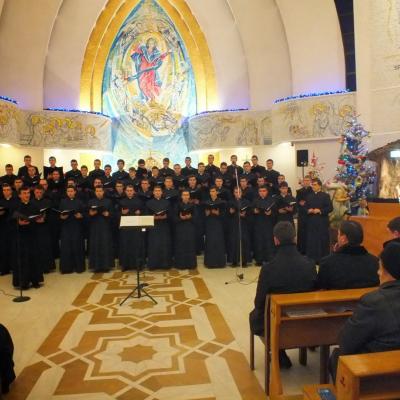 21-22 decembrie: Iaşi: Concert de colinde susţinut de Corul Institutului Teologic. Foto: www.ITRC.ro