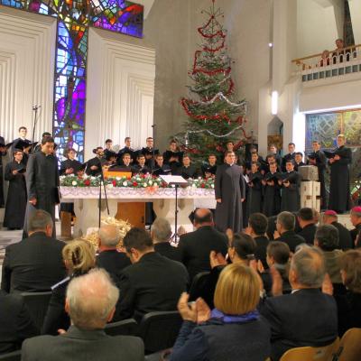 21-22 decembrie: Iaşi: Concert de colinde susţinut de Corul Institutului Teologic. Foto: www.ITRC.ro