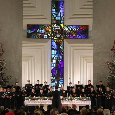 21-22 decembrie: Iaşi: Concert de colinde susţinut de Corul Institutului Teologic. Foto: www.ITRC.ro