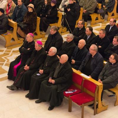 22 decembrie: : Iaşi: Concert de colinde susţinut de Corul Institutului Teologic în catedrală. Foto: Marius Jean Laurescu