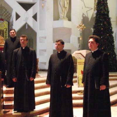 22 decembrie: Bacău: Concert de colinde susţinut de Corul preoţilor