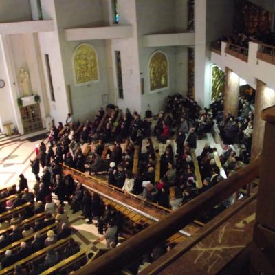22 decembrie: Bacău: Concert de colinde susţinut de Corul preoţilor