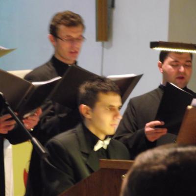 22 decembrie: Bacău: Concert de colinde susţinut de Corul preoţilor