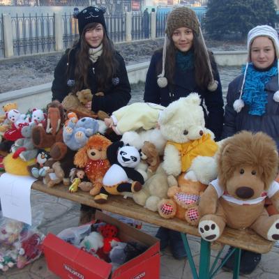 22 decembrie: Kolping Oituz - Târgul caritabil de Crăciun