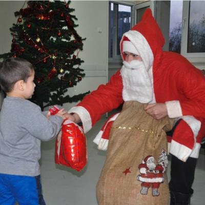 24 decembrie: Kolping Faraoani - Ieslea vie