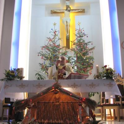 26 decembrie:Huşi: Bucuria Naşterii Domnului în Parohia "Sfântul Anton de Padova"