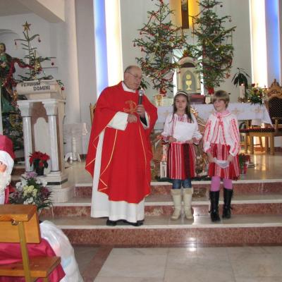 26 decembrie:Huşi: Bucuria Naşterii Domnului în Parohia "Sfântul Anton de Padova"