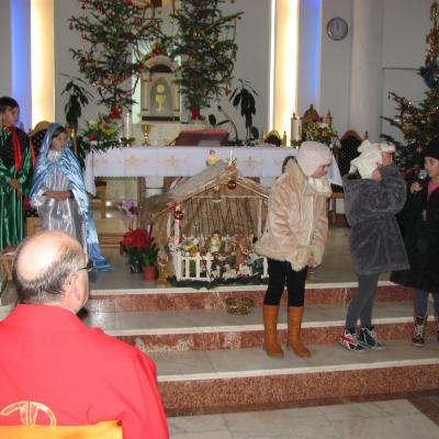 26 decembrie:Huşi: Bucuria Naşterii Domnului în Parohia "Sfântul Anton de Padova"