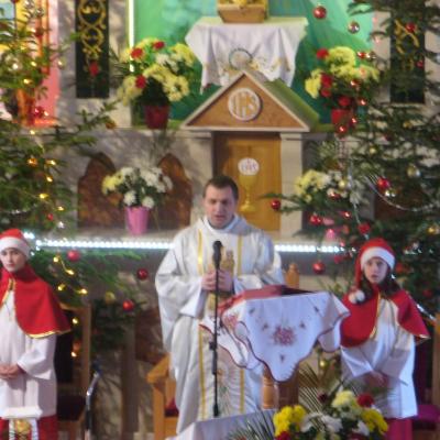 1 ianuarie: Ciugheş: "O ce veste minunată"... la sfârşit şi început de an