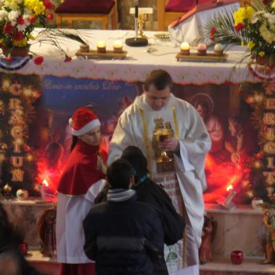 1 ianuarie: Ciugheş: "O ce veste minunată"... la sfârşit şi început de an