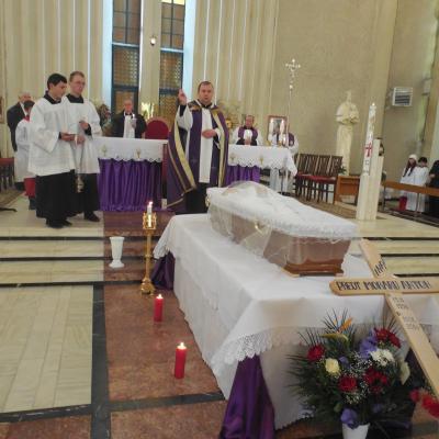 15-18 ianuarie: Şcheia: Un ultim salut preotului Anton Moraru