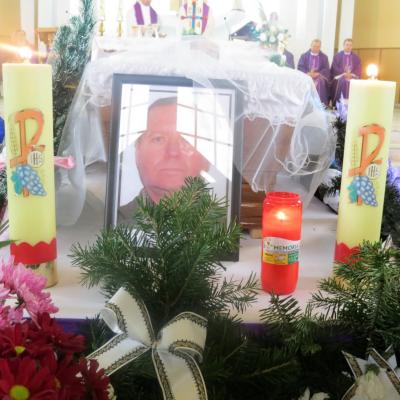 18 ianuarie: Lespezi: Funeraliile părintelui Anton Moraru