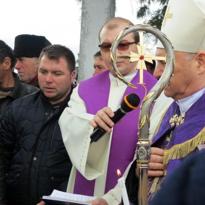 18 ianuarie: Lespezi: Funeraliile părintelui Anton Moraru
