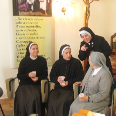 2 februarie: Oneşti: Întâlnirea persoanelor consacrate