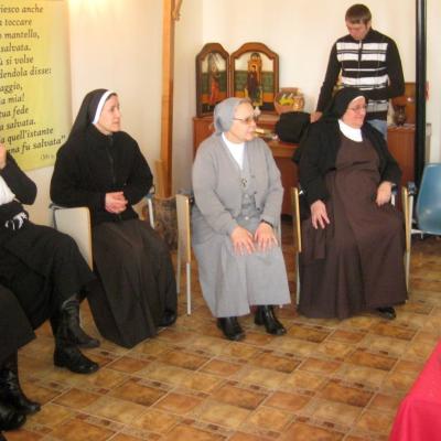 2 februarie: Oneşti: Întâlnirea persoanelor consacrate