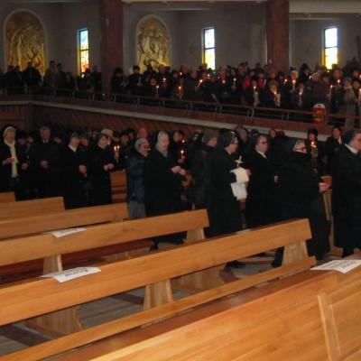 2 februarie: Bacău: Ziua închinată vieţii consacrate
