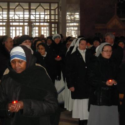 2 februarie: Bacău: Ziua închinată vieţii consacrate