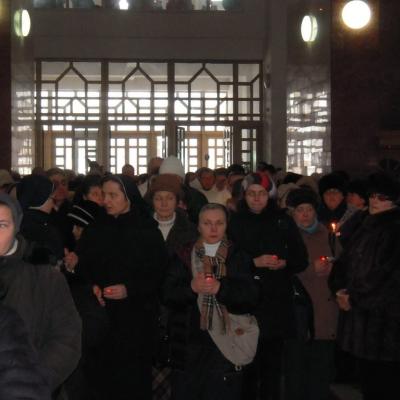 2 februarie: Bacău: Ziua închinată vieţii consacrate