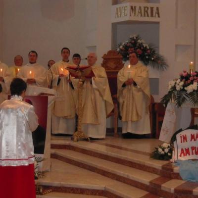 2 februarie: Bacău: Ziua închinată vieţii consacrate