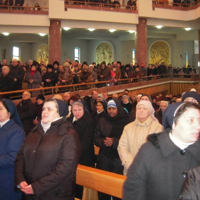 2 februarie: Bacău: Ziua închinată vieţii consacrate
