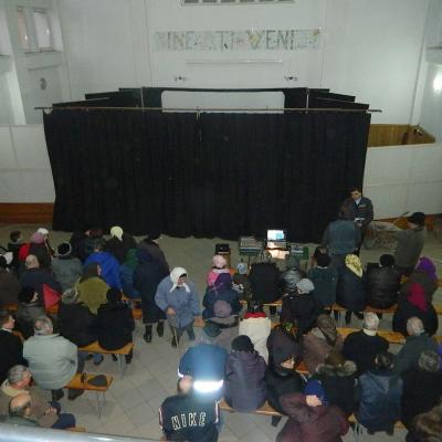 15 februarie: Mărgineni: Piesa de teatru "Anton Durcovici - omul cu faţa de bronz"