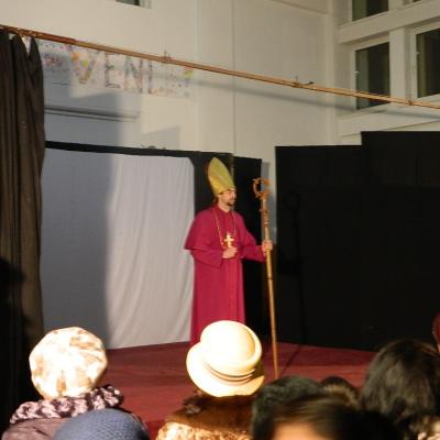 15 februarie: Mărgineni: Piesa de teatru "Anton Durcovici - omul cu faţa de bronz"