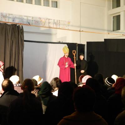 15 februarie: Mărgineni: Piesa de teatru "Anton Durcovici - omul cu faţa de bronz"