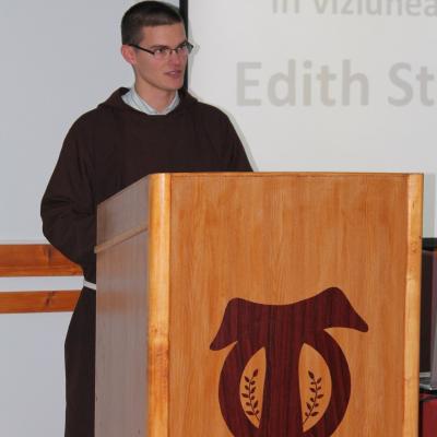 28 februarie: Roman: Masa rotundă a studenţilor "Prin «mângâierile» filosofiei spre «curajul» sfinţeniei"