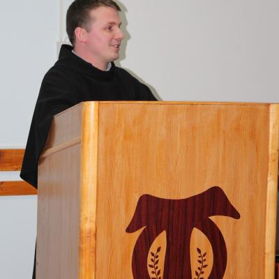 28 februarie: Roman: Masa rotundă a studenţilor "Prin «mângâierile» filosofiei spre «curajul» sfinţeniei"